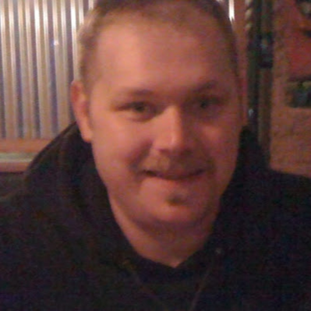 Meet your Posher, Dustin